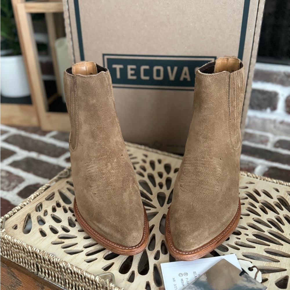 Women’s Tecovas boots The Taylor In Latte size 8